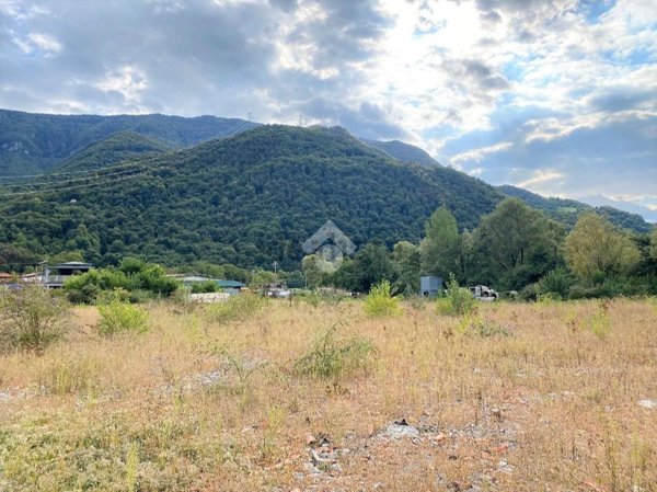 terreno edificabile in vendita ad Endine Gaiano
