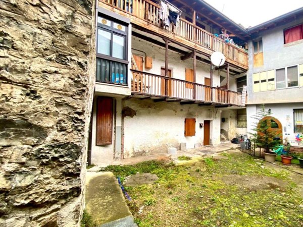 appartamento in vendita ad Endine Gaiano