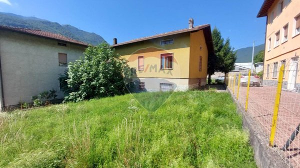 casa indipendente in vendita ad Endine Gaiano