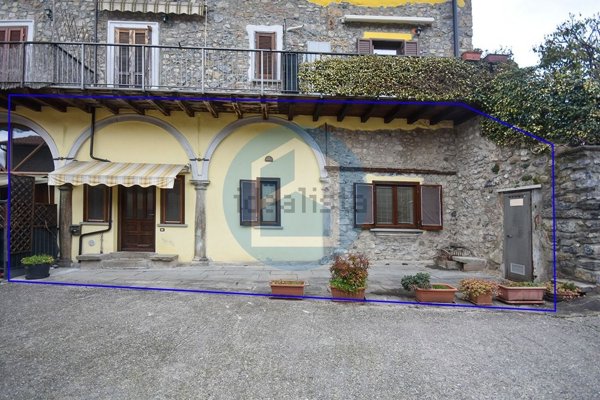 appartamento in vendita ad Endine Gaiano in zona Piangaiano