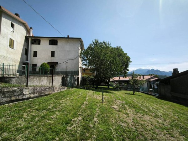 casa indipendente in vendita ad Endine Gaiano