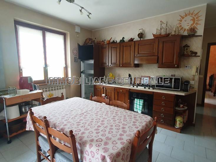 appartamento in vendita ad Endine Gaiano in zona Piangaiano