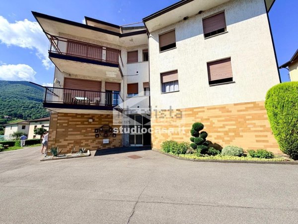 appartamento in vendita ad Endine Gaiano in zona Piangaiano