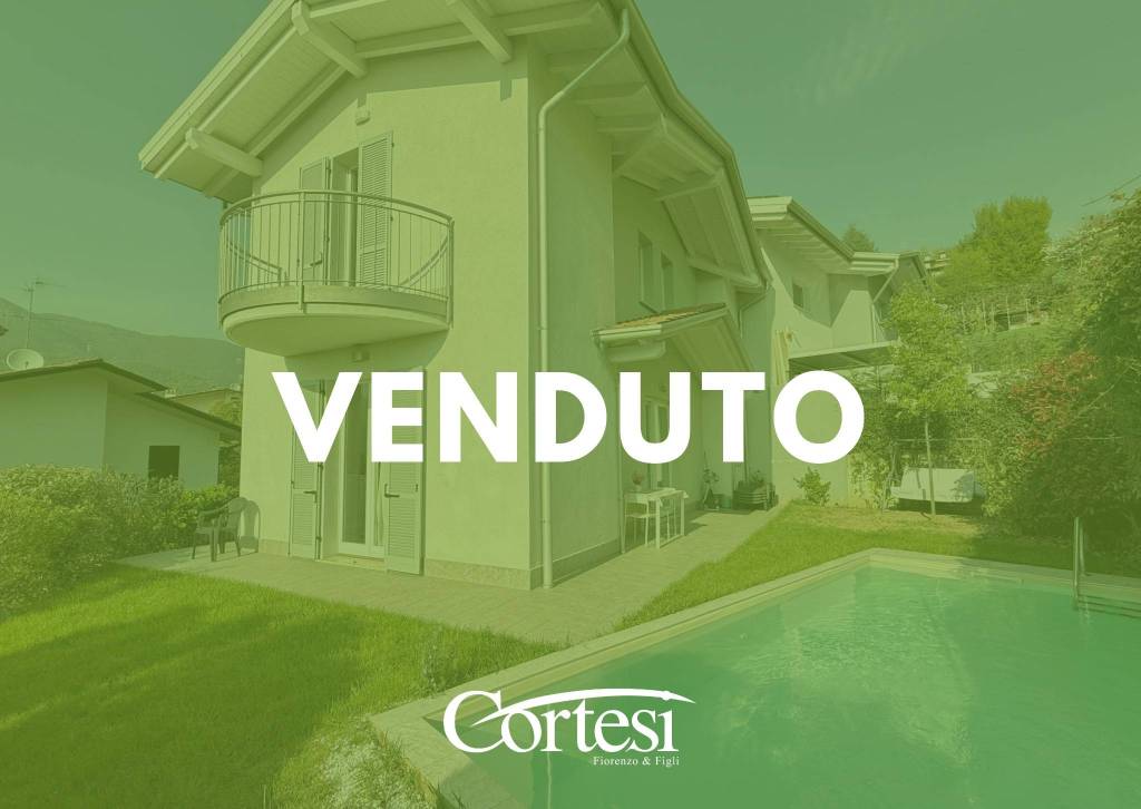 casa indipendente in vendita ad Entratico