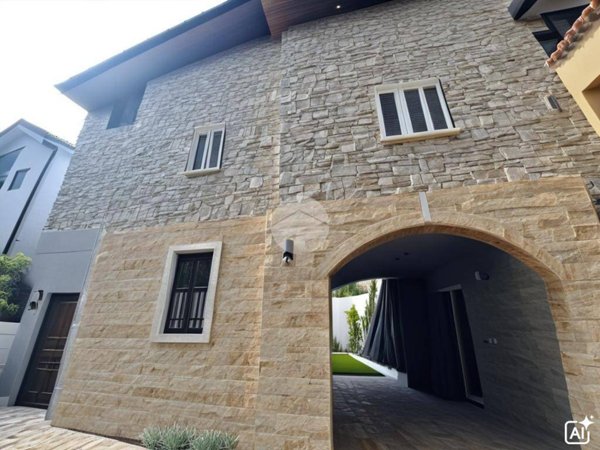 casa indipendente in vendita ad Entratico