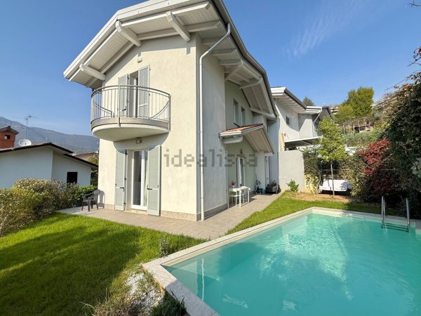 casa indipendente in vendita ad Entratico