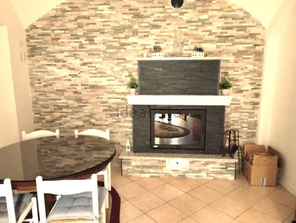 casa indipendente in vendita ad Entratico