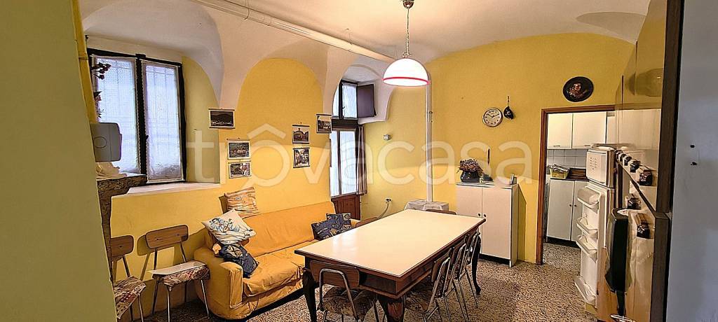 casa indipendente in vendita ad Entratico