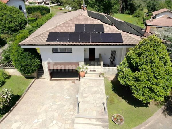 casa indipendente in vendita ad Almese in zona Rivera