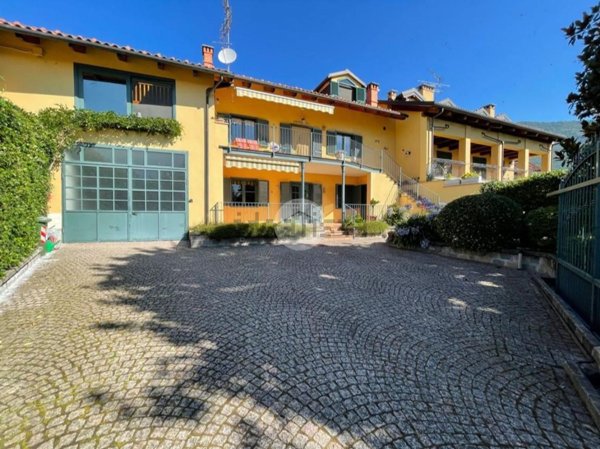 casa semindipendente in vendita ad Almese in zona Rivera