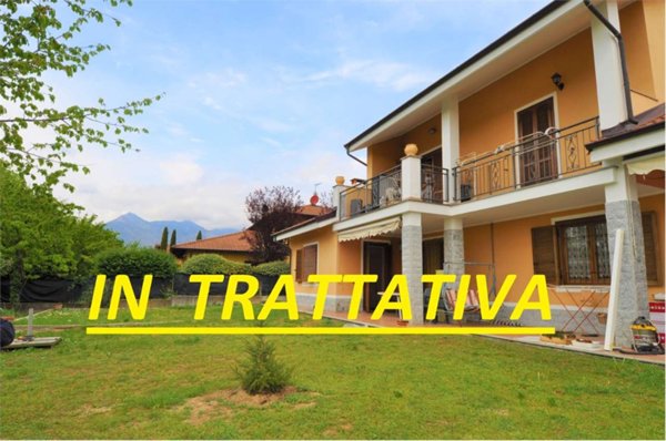 casa indipendente in vendita ad Almese in zona Milanere