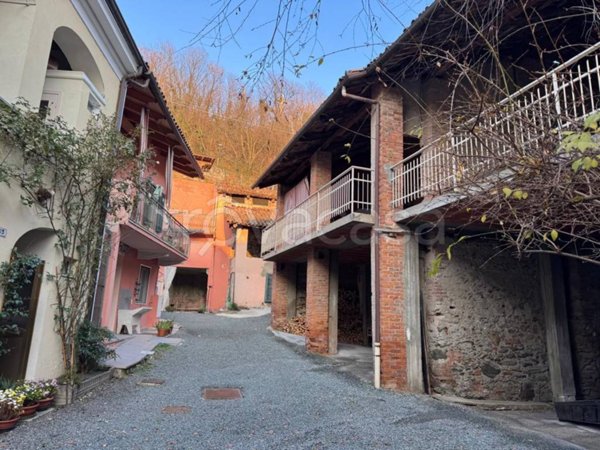 casa indipendente in vendita ad Almese