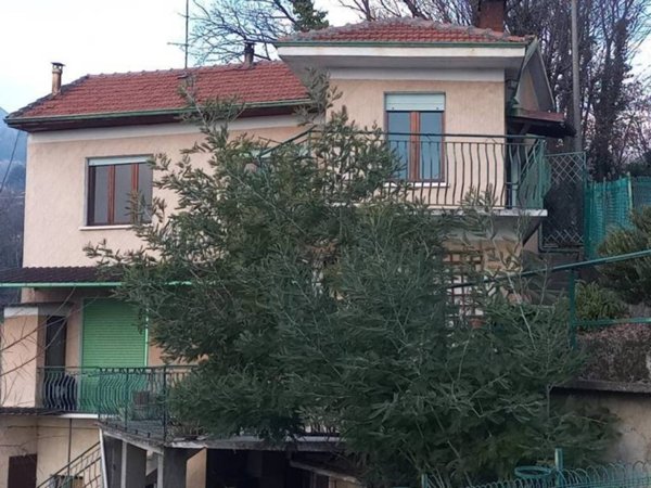 casa indipendente in vendita ad Almese in zona Rivera