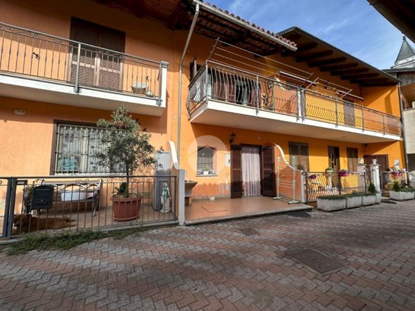 casa semindipendente in vendita ad Almese in zona Milanere