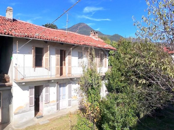 casa indipendente in vendita ad Almese in zona Rivera