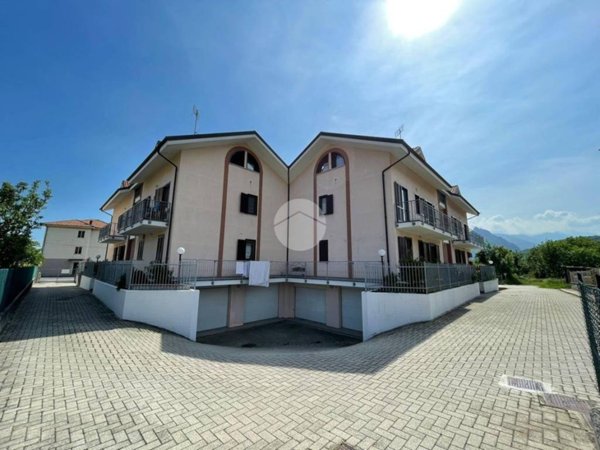 appartamento in vendita ad Almese in zona Rivera