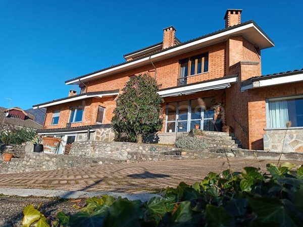 casa indipendente in vendita ad Almese in zona Malatrait