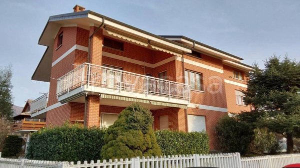 appartamento in vendita ad Almese in zona Rivera