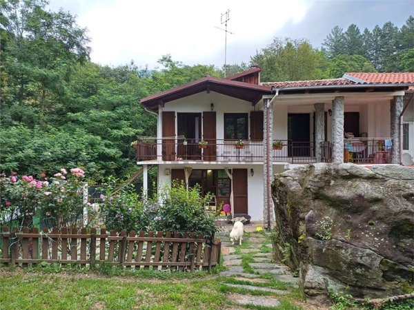 casa indipendente in vendita ad Almese in zona Rivera