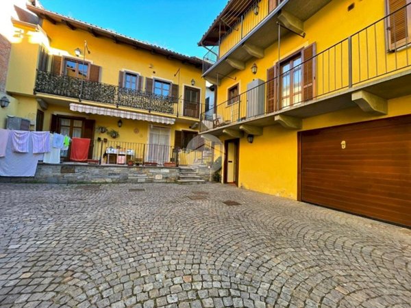 appartamento in vendita ad Almese in zona Rivera