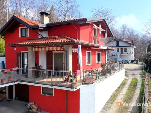 casa indipendente in vendita ad Almese in zona Rivera