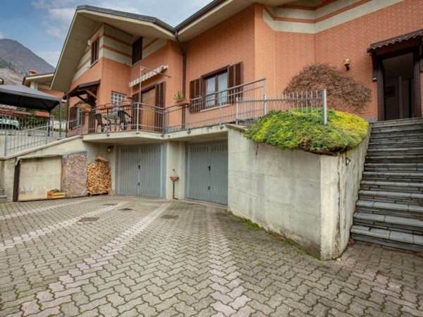 casa indipendente in vendita ad Almese in zona Milanere