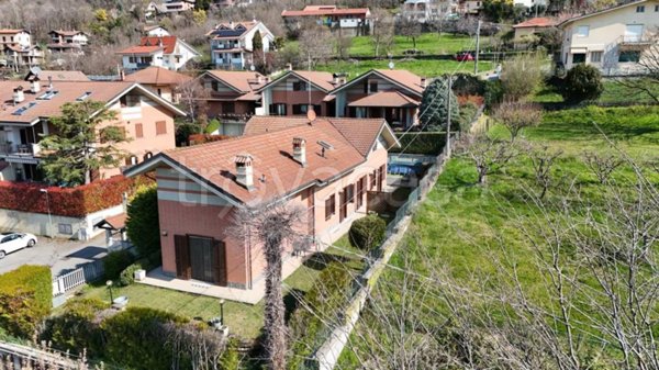 casa indipendente in vendita ad Almese in zona Milanere