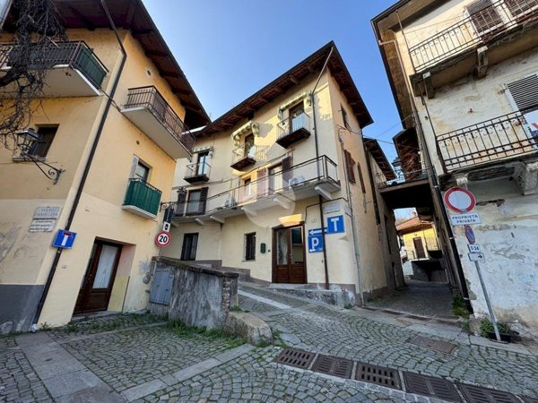 appartamento in vendita ad Almese in zona Malatrait