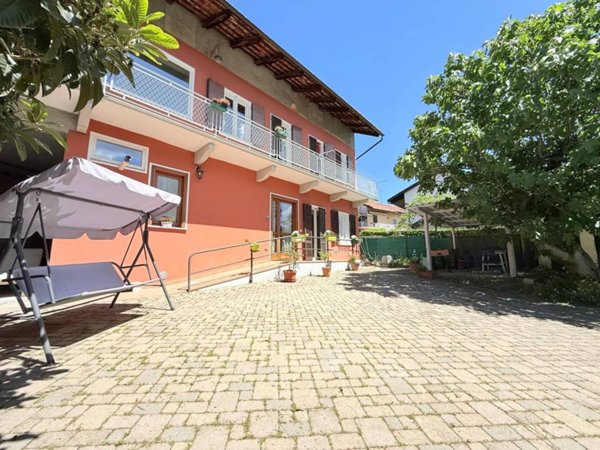casa indipendente in vendita ad Almese in zona Rivera