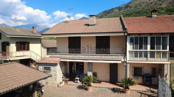casa indipendente in vendita ad Almese in zona Milanere