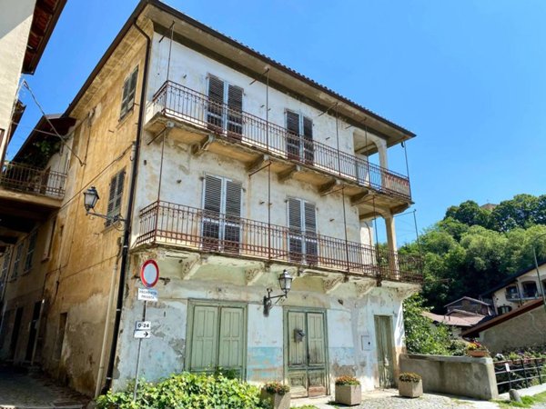 appartamento in vendita ad Almese in zona Malatrait