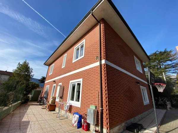 casa indipendente in vendita ad Almese in zona Rivera