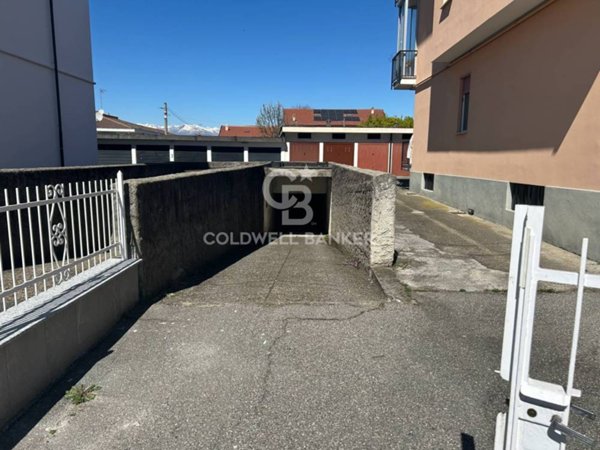 box auto in vendita ad Almese