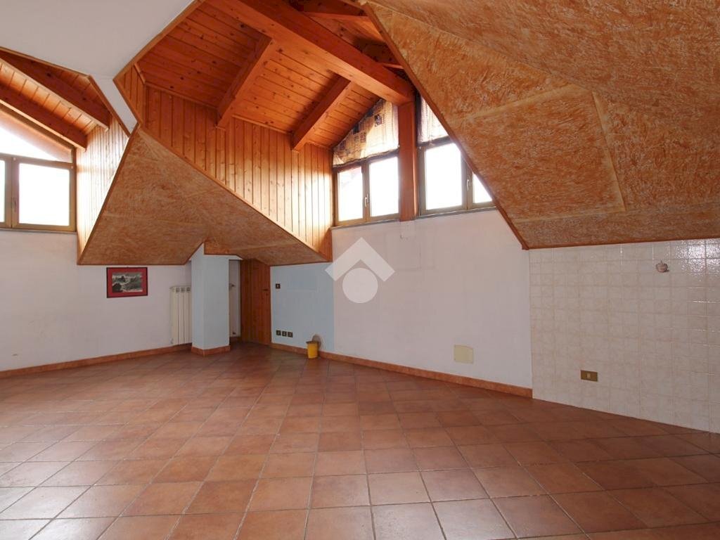 appartamento in vendita ad Almese in zona Malatrait