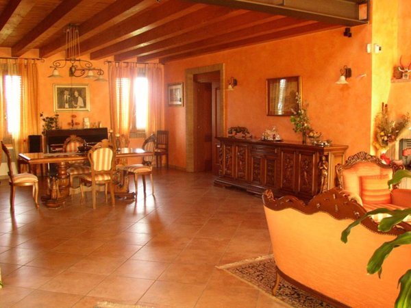 casa indipendente in vendita a Fara Gera d'Adda