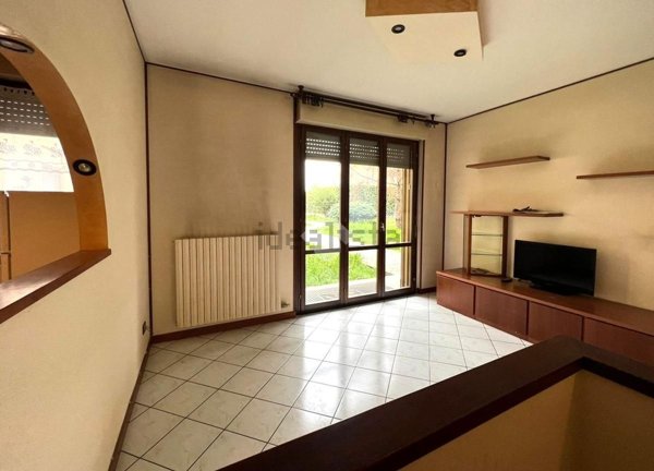appartamento in vendita a Fara Gera d'Adda