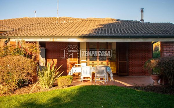 casa indipendente in vendita a Fara Gera d'Adda