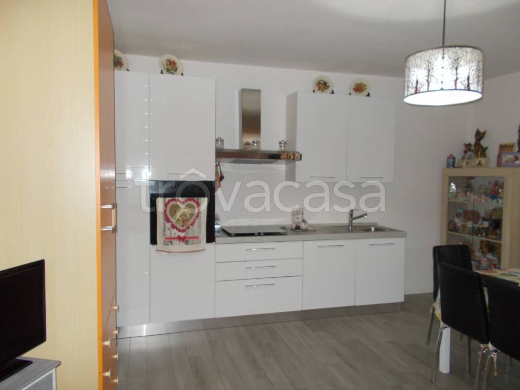 appartamento in vendita a Fara Gera d'Adda
