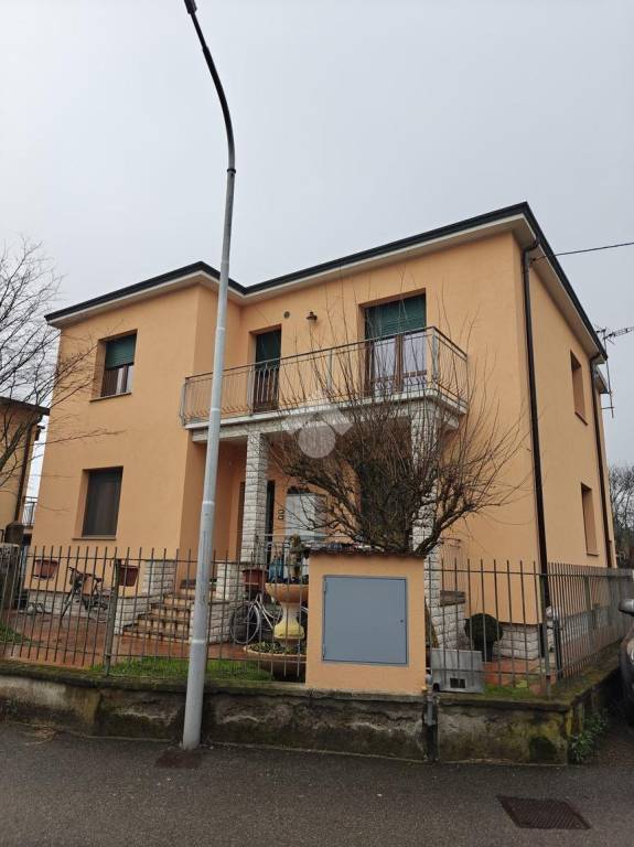 appartamento in vendita a Fara Gera d'Adda