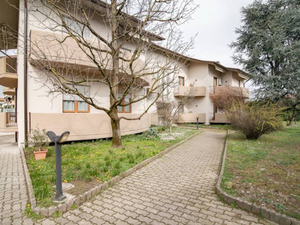 appartamento in vendita a Fara Gera d'Adda