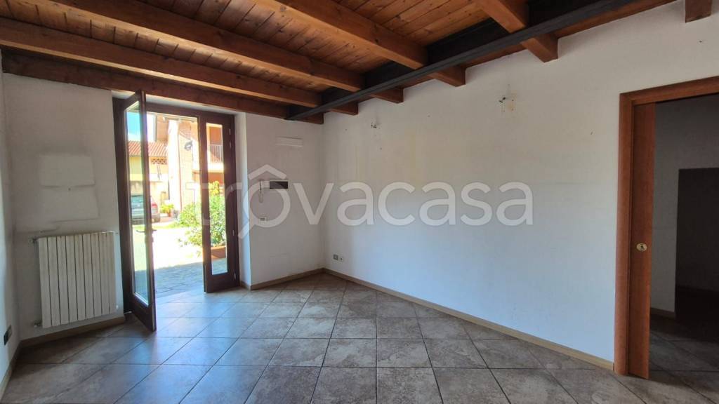 appartamento in vendita a Fara Gera d'Adda
