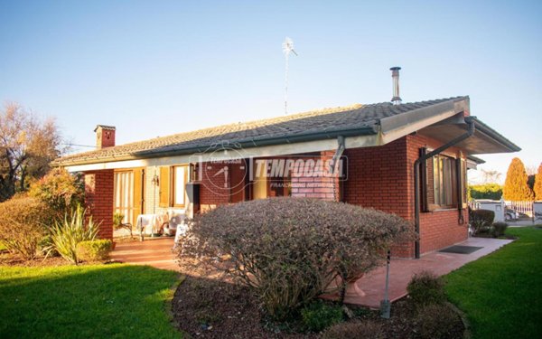 casa indipendente in vendita a Fara Gera d'Adda
