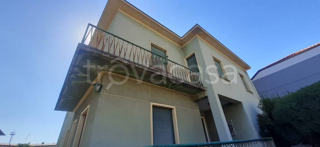 casa indipendente in vendita a Fara Gera d'Adda
