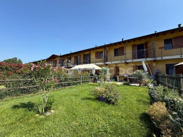 casa indipendente in vendita a Fara Gera d'Adda in zona Badalasco