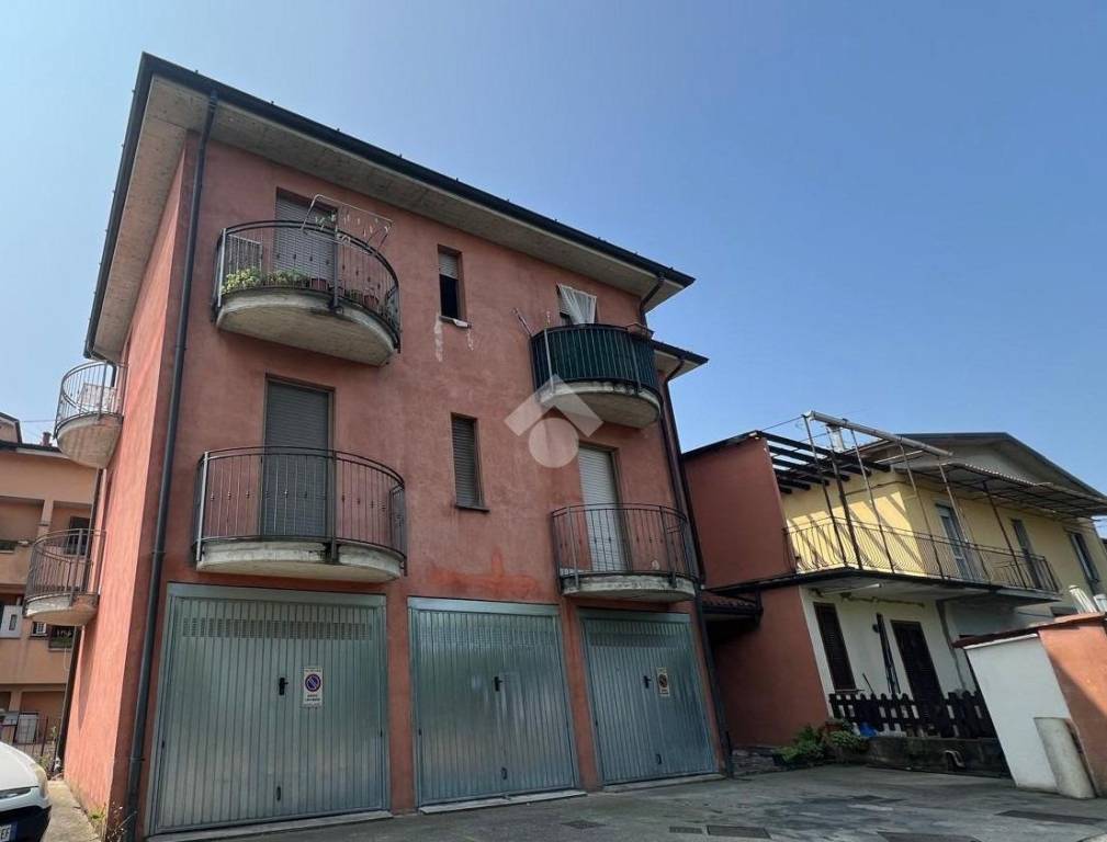 casa indipendente in vendita a Fara Gera d'Adda
