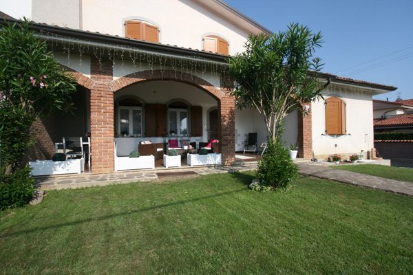 appartamento in vendita a Fara Gera d'Adda