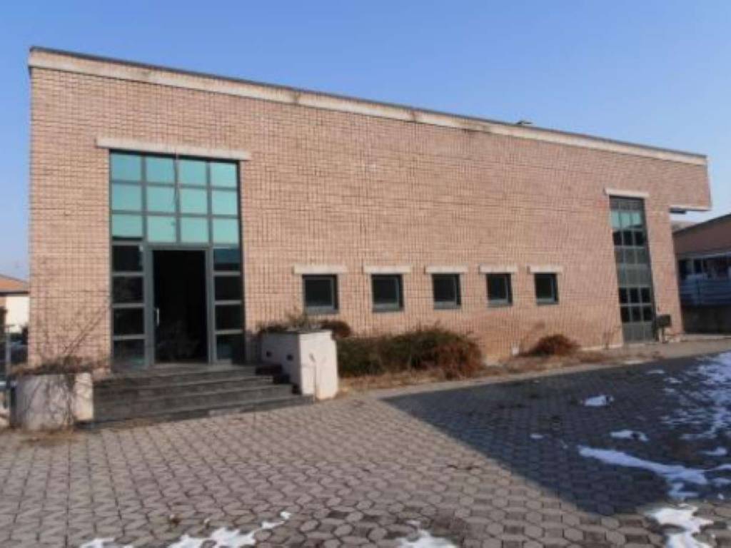 ufficio in vendita a Fara Gera d'Adda