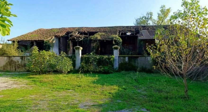 intera palazzina in vendita a Fara Gera d'Adda in zona Badalasco