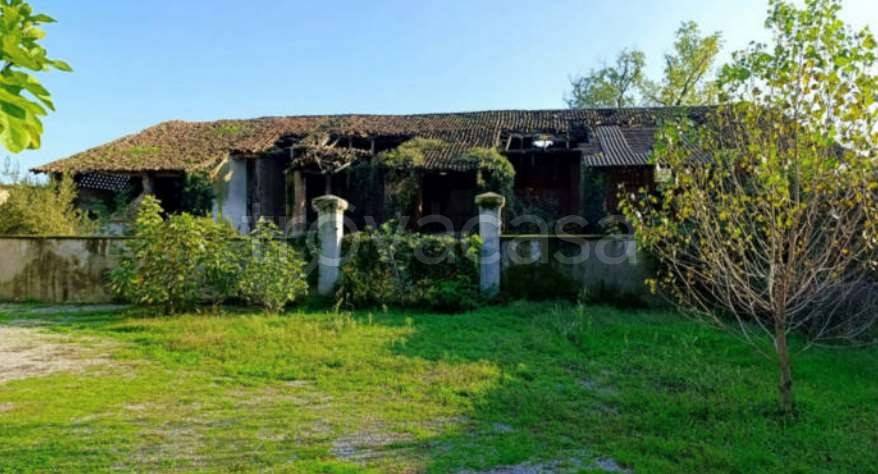 appartamento in vendita a Fara Gera d'Adda in zona Badalasco