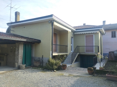 casa indipendente in vendita a Fara Gera d'Adda